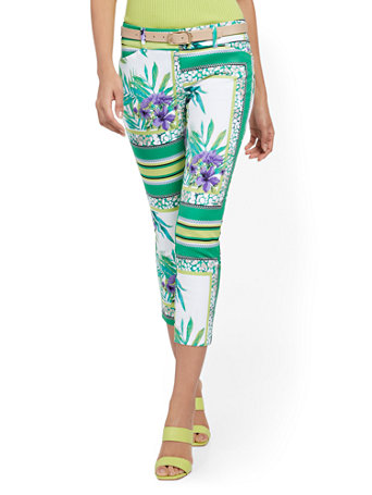 Image of NY&Co Women's Audrey Capri Slim-Leg Pants - Mixed Print Emerald Isle | Size  | Spandex/Cotton