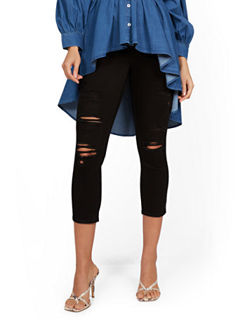 NY&Co Women's Mya Curvy High-Waisted Sculpting No Gap Capri Jeans NY&Co Women's Mya Curvy High-Waisted Sculpting No Gap Capri Jeans