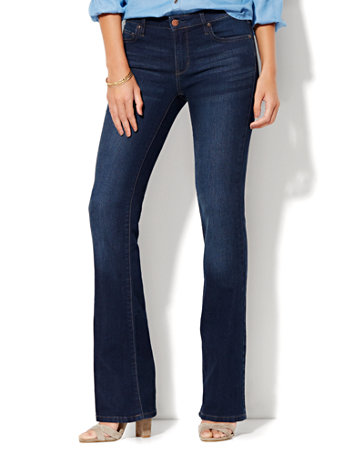 slimming bootcut jeans