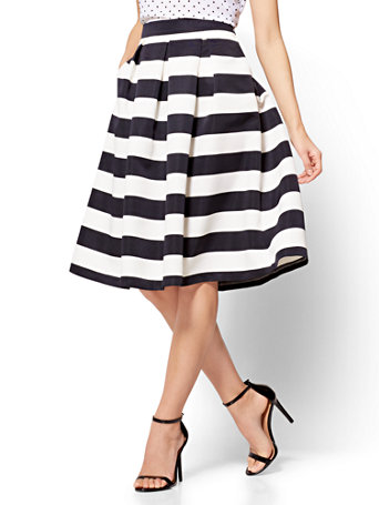 NY&C: Pleated Full Skirt - Stripe