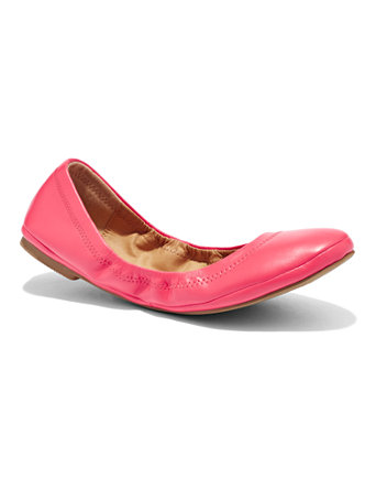 Topstitched Faux-Leather Ballet Flat | New York & Company