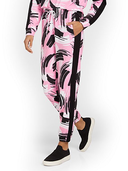 Abstract-Print Striped French Terry Jogger Pant - New York & Company
