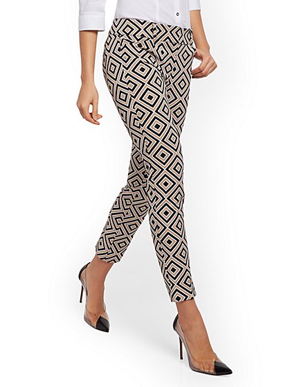 slim leg ankle pants