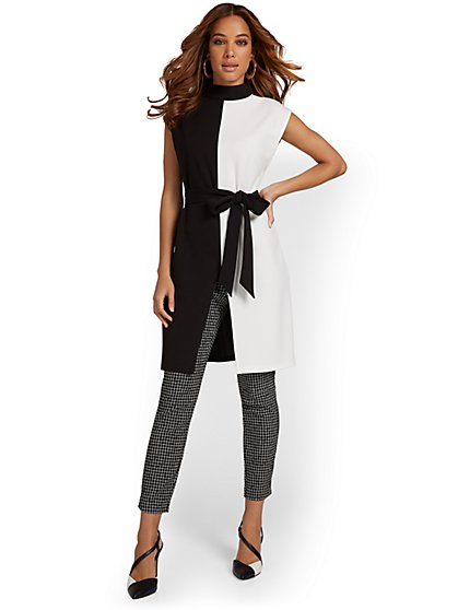 Colorblock Belted Knit Top - New York & Company