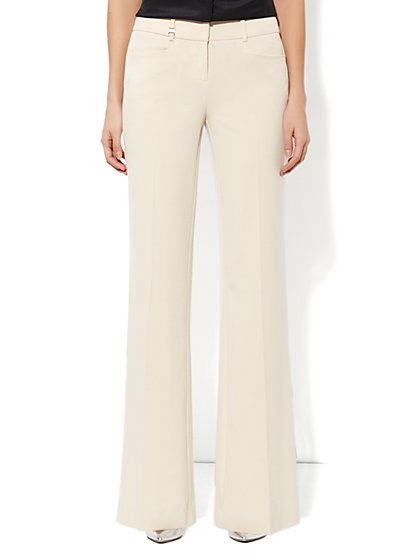 On Sale: Pants - New York & Company