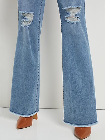 Distressed Wide-Leg Jeans - Light Wash - New York & Company