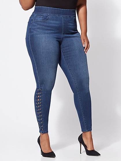 Plus Size Jeans and Denim for Women | Fashion To Figure