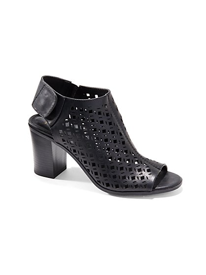 Shoes for Women | Dress Shoes for Women - NY&C