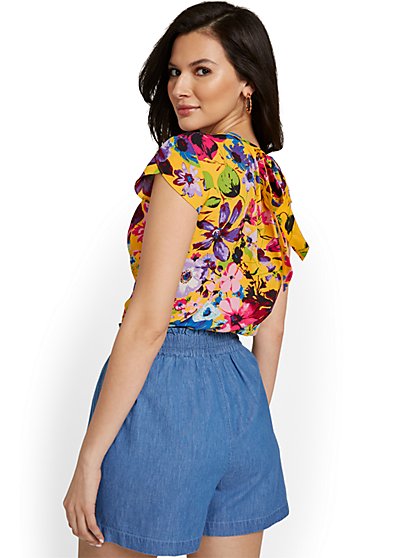 Floral-Print Keyhole Cut-Out Top - New York & Company