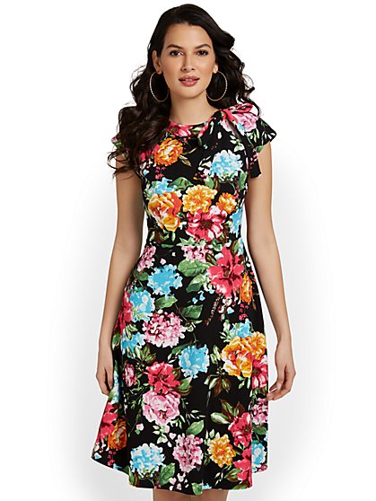 Floral-Print Tie-Neck Flare Dress - Magic Crepe® - New York & Company