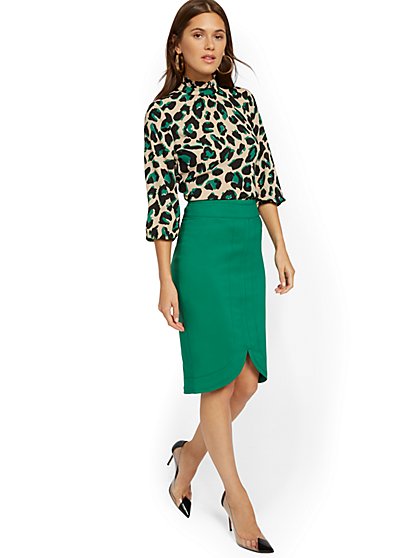 green pencil skirt