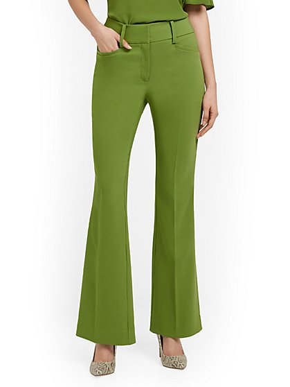 High-Waisted Curvy-Fit Bootcut Pant - Premium Stretch - New York & Company