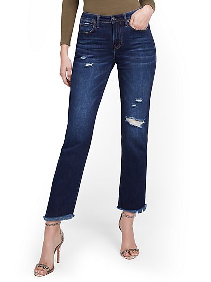 dark blue boyfriend jeans
