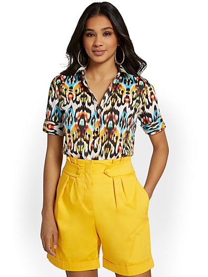 Madison Short-Sleeve Ruched Button-Front Secret Snap Shirt - Ikat-Print - New York & Company