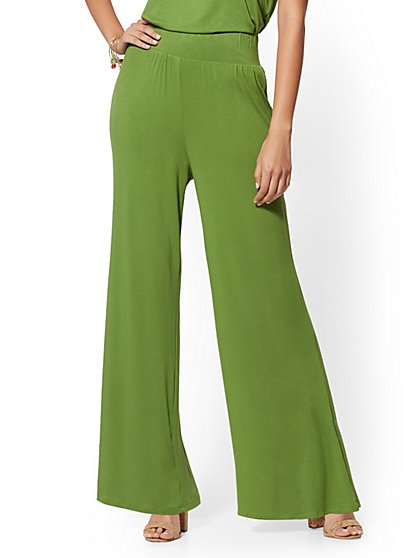 What To Wear With Green Pants Female - change comin