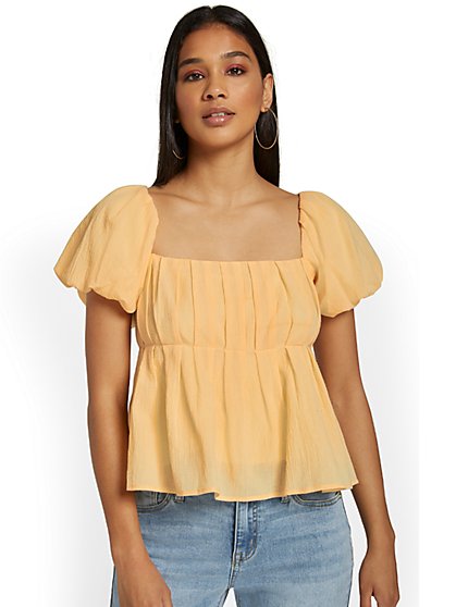 Pleated Puff-Sleeve Tie-Back Top - ASTR The Label - New York & Company