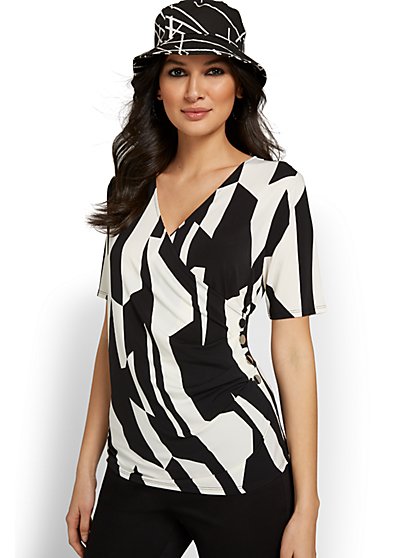 Printed Ruched Knit Top - New York & Company