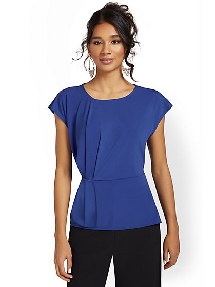Ruched-Side Knit Top - New York & Company