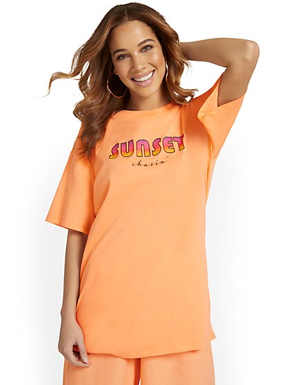 Sunset Chase Oversized Graphic Tee - New York & Company